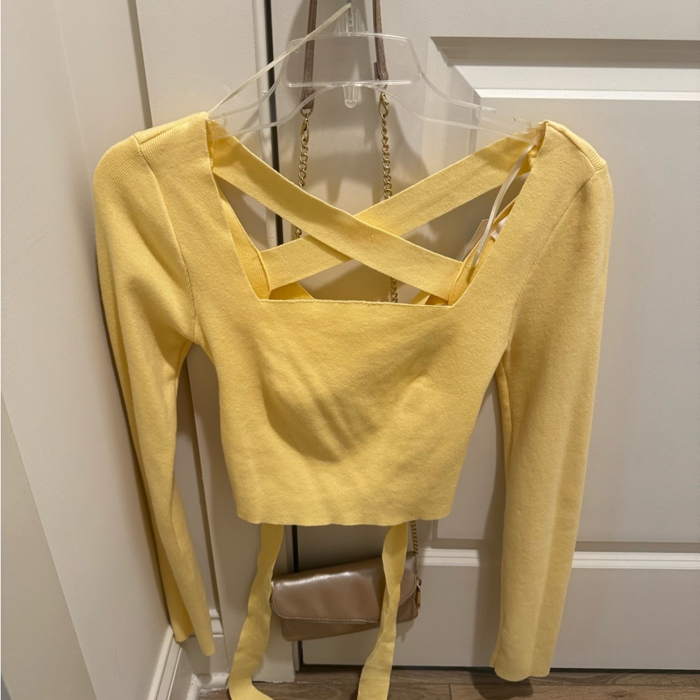 NWT LELIS TOP SIZE MEDIUM